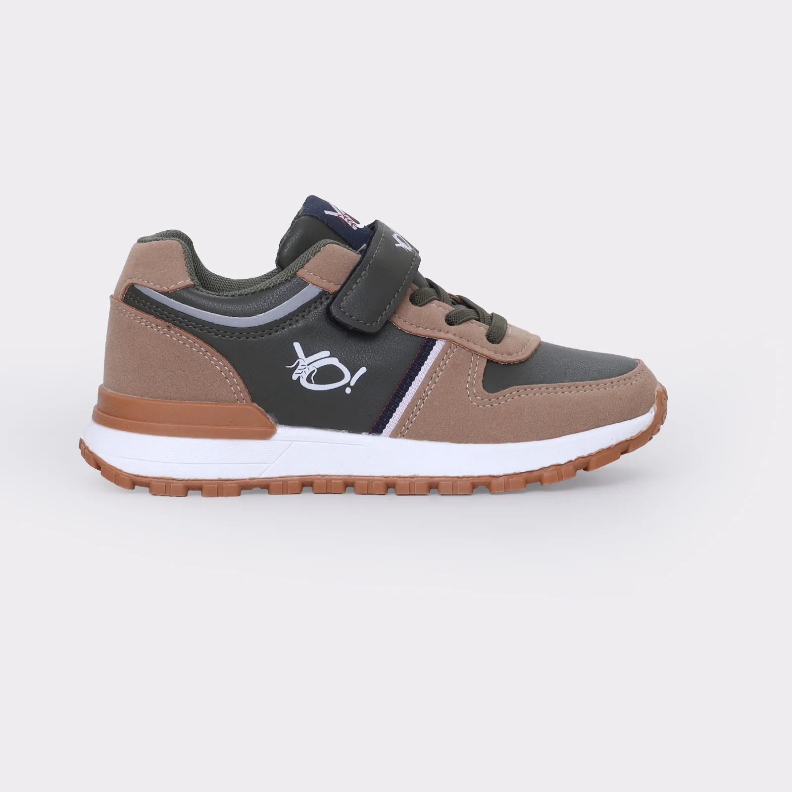 Boys stand-out sneakers - Image 2