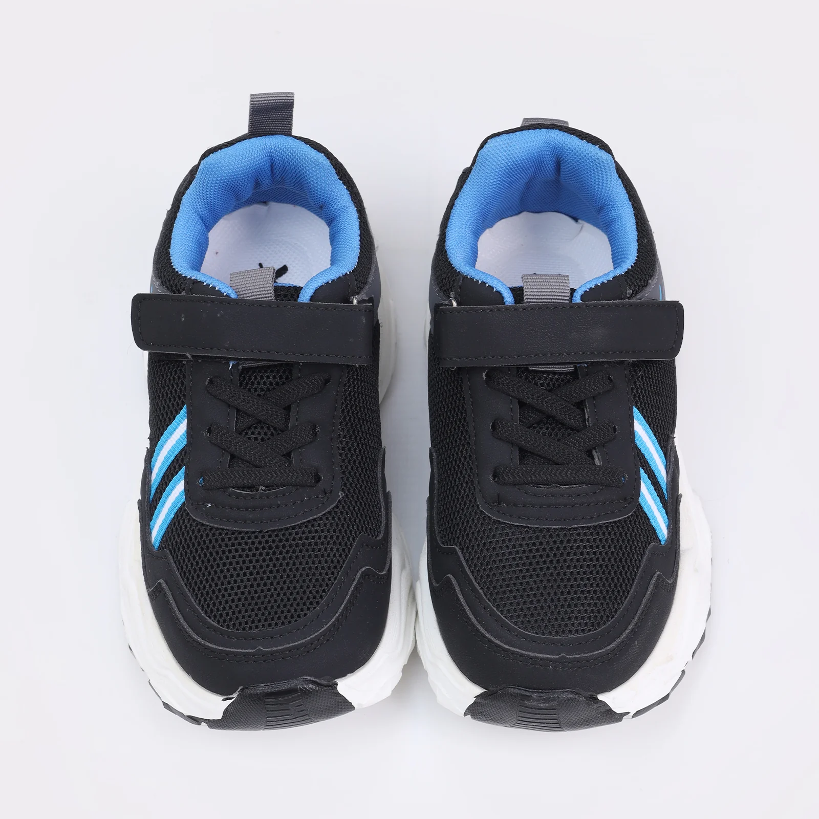 Kids Sports Shoes - Image 3