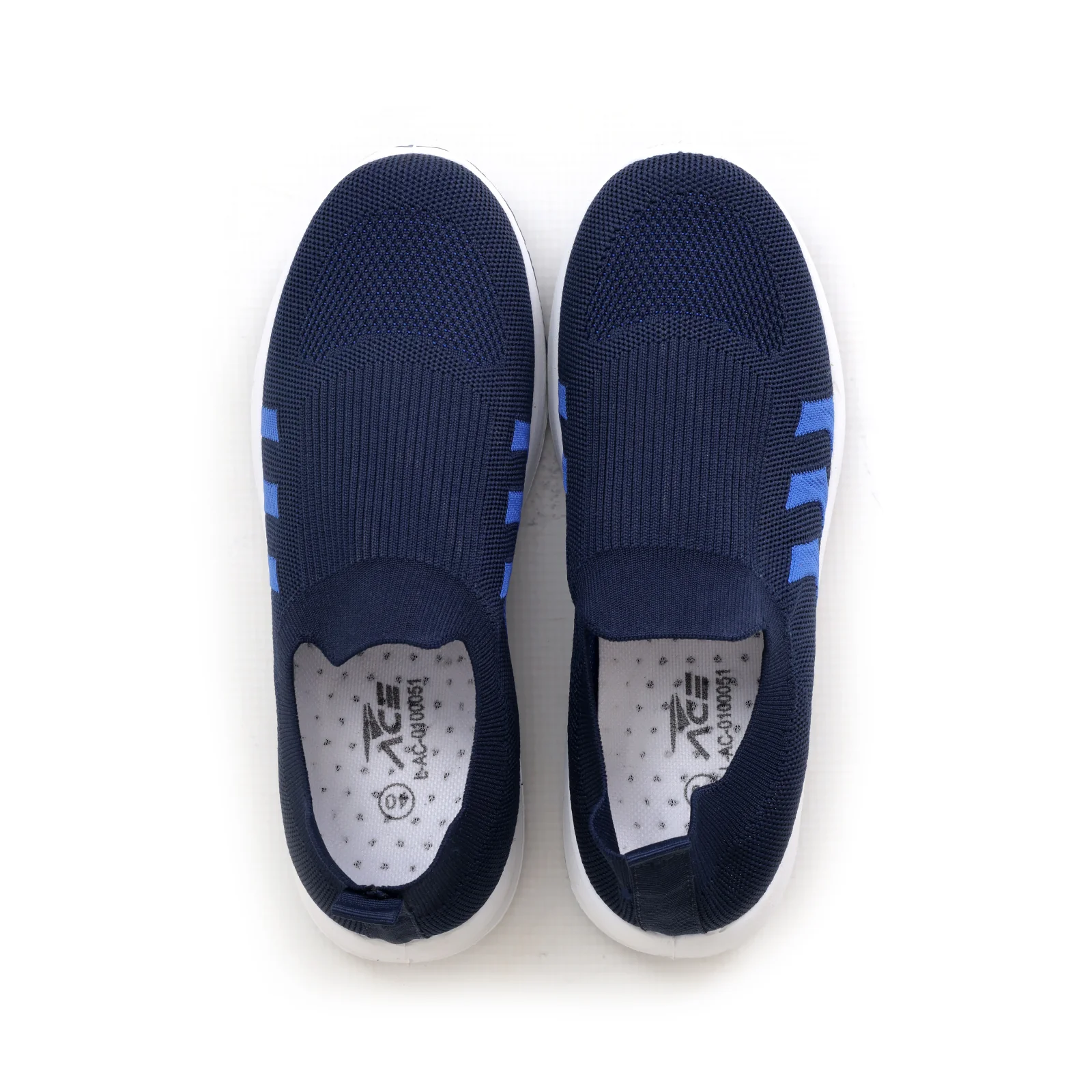 Women's Easy Fit Sneakers - Image 3
