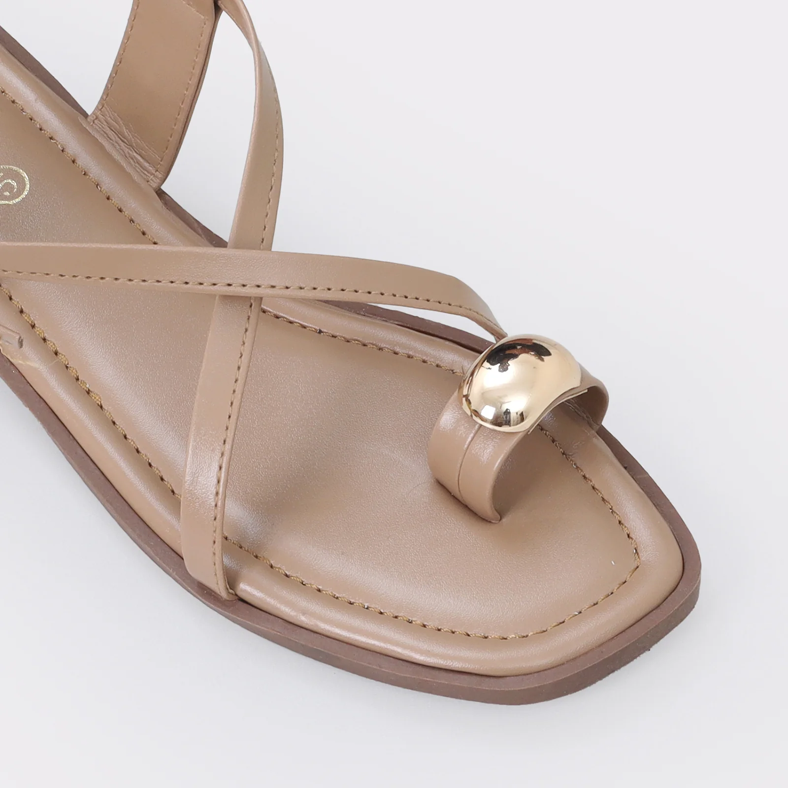Women's Toe Ring Sandals - Image 7
