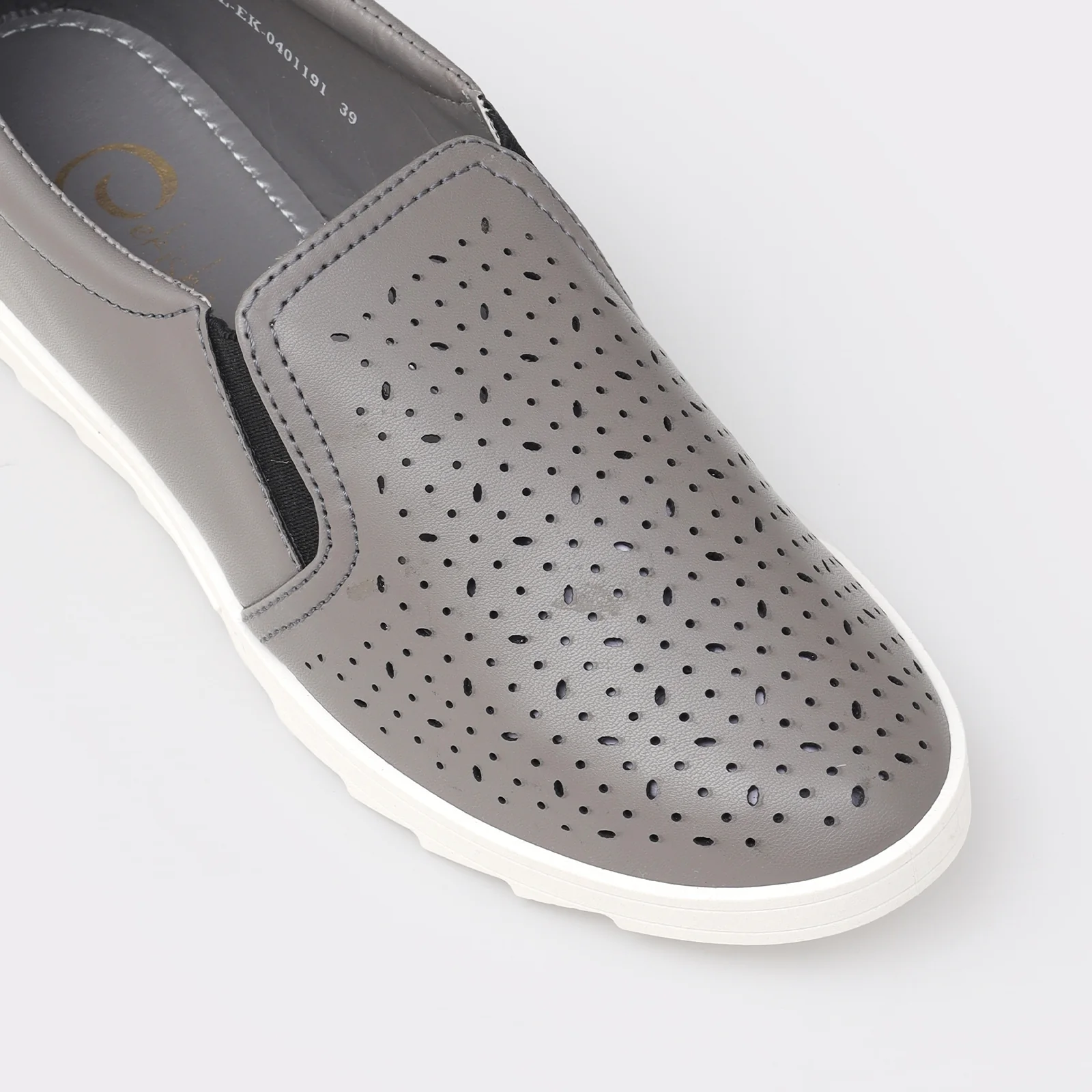 Women Moccs - Image 6