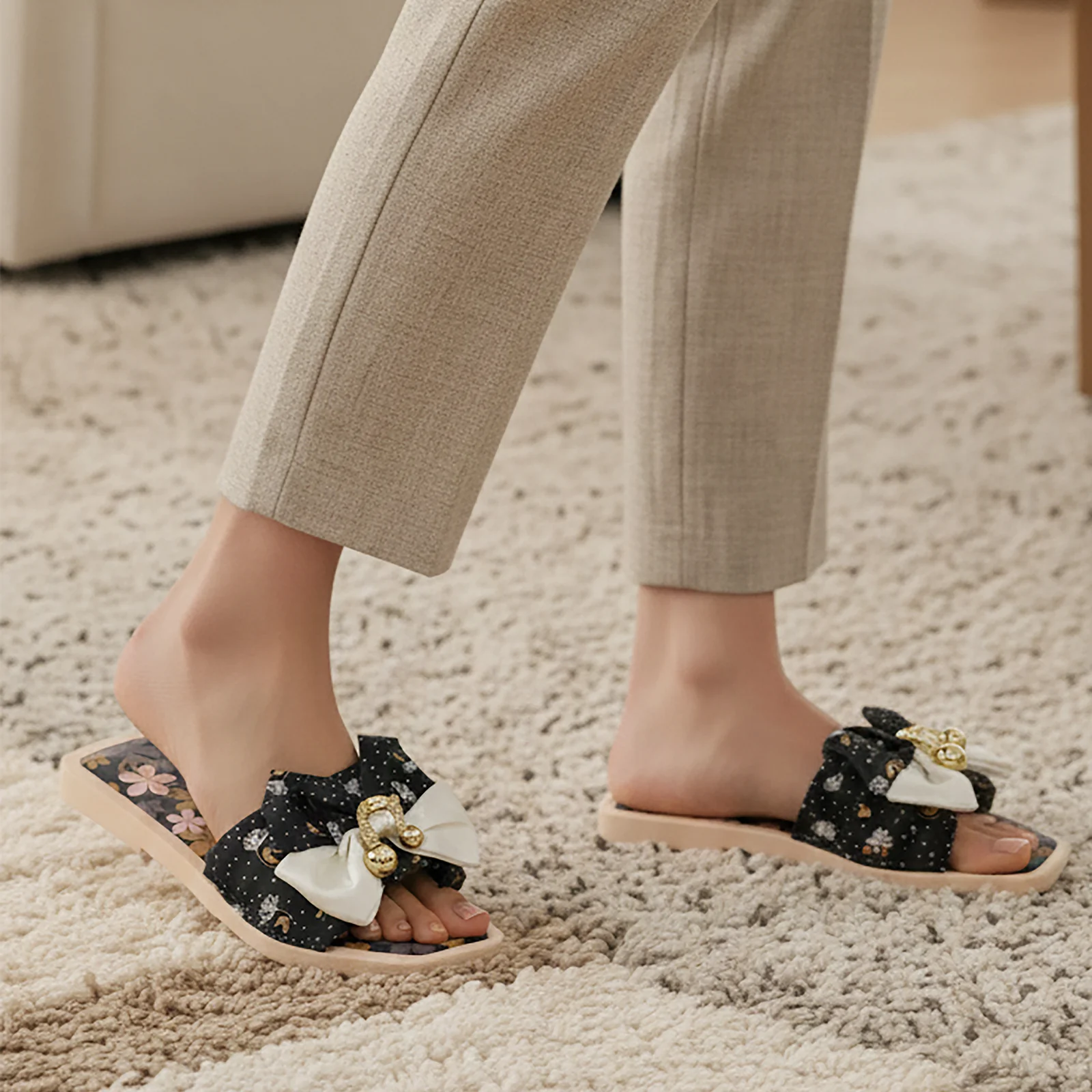 Women's Floral Slippers