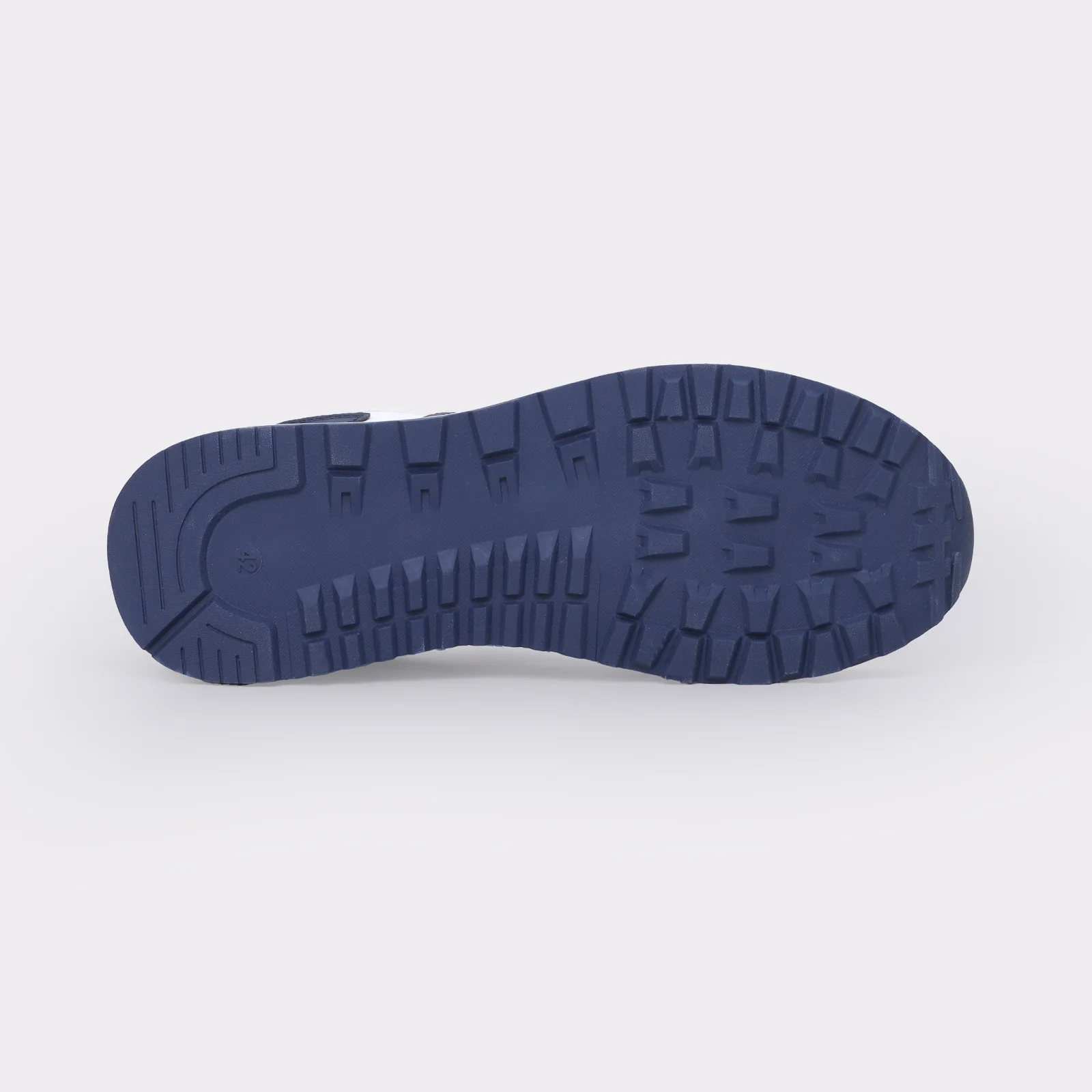 Men's casual sneakers - Image 6