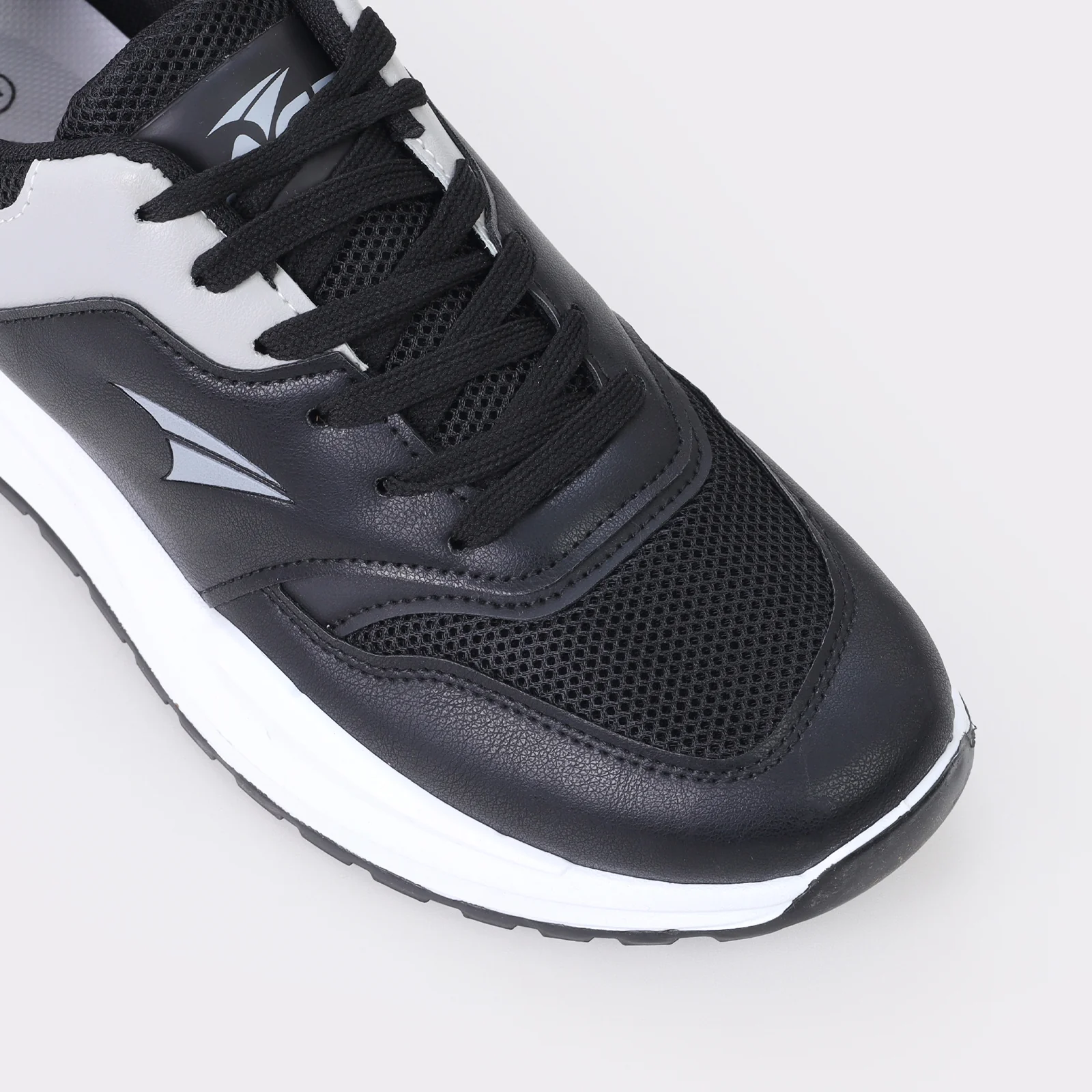 Men's Sneaker - Image 7