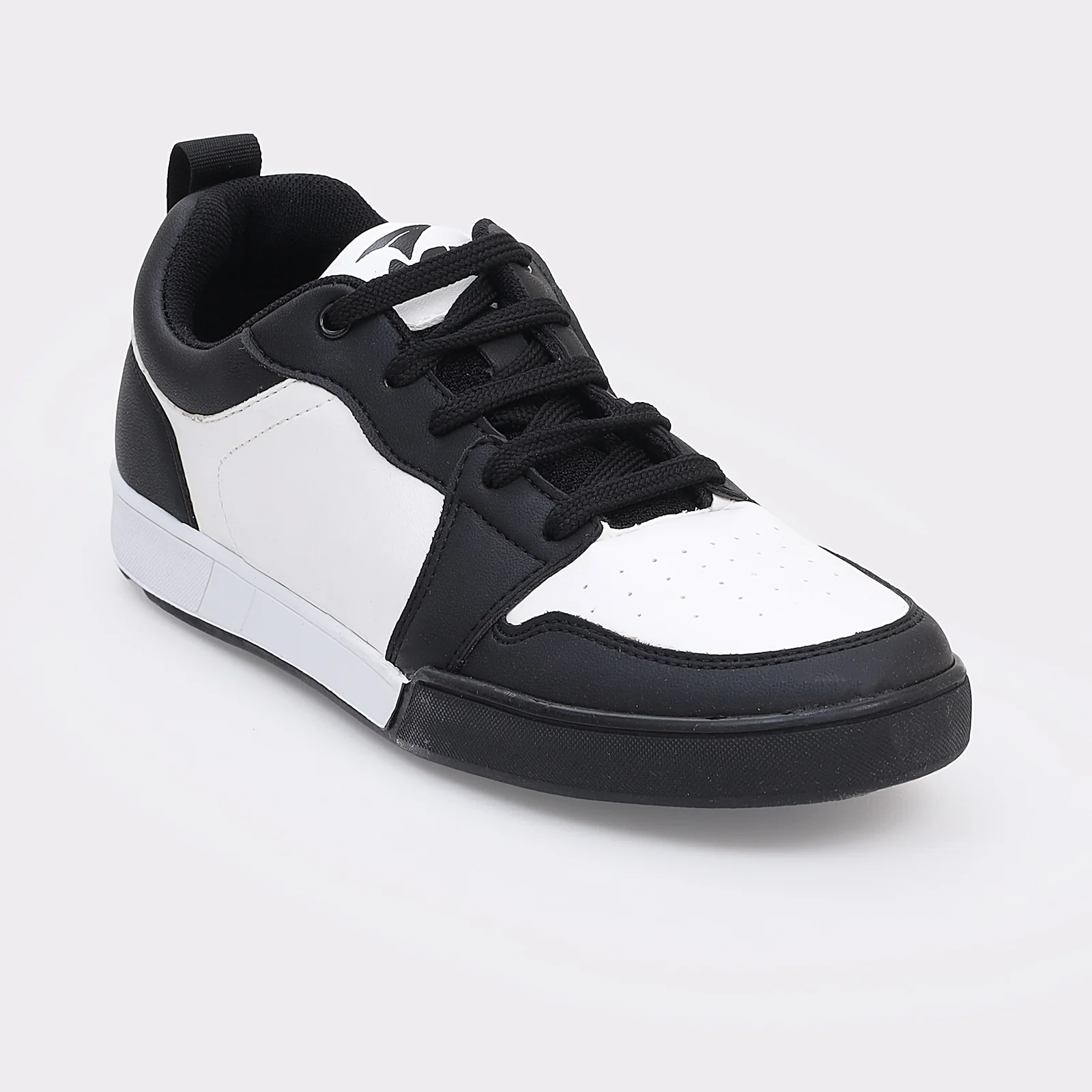 Men Sneakers