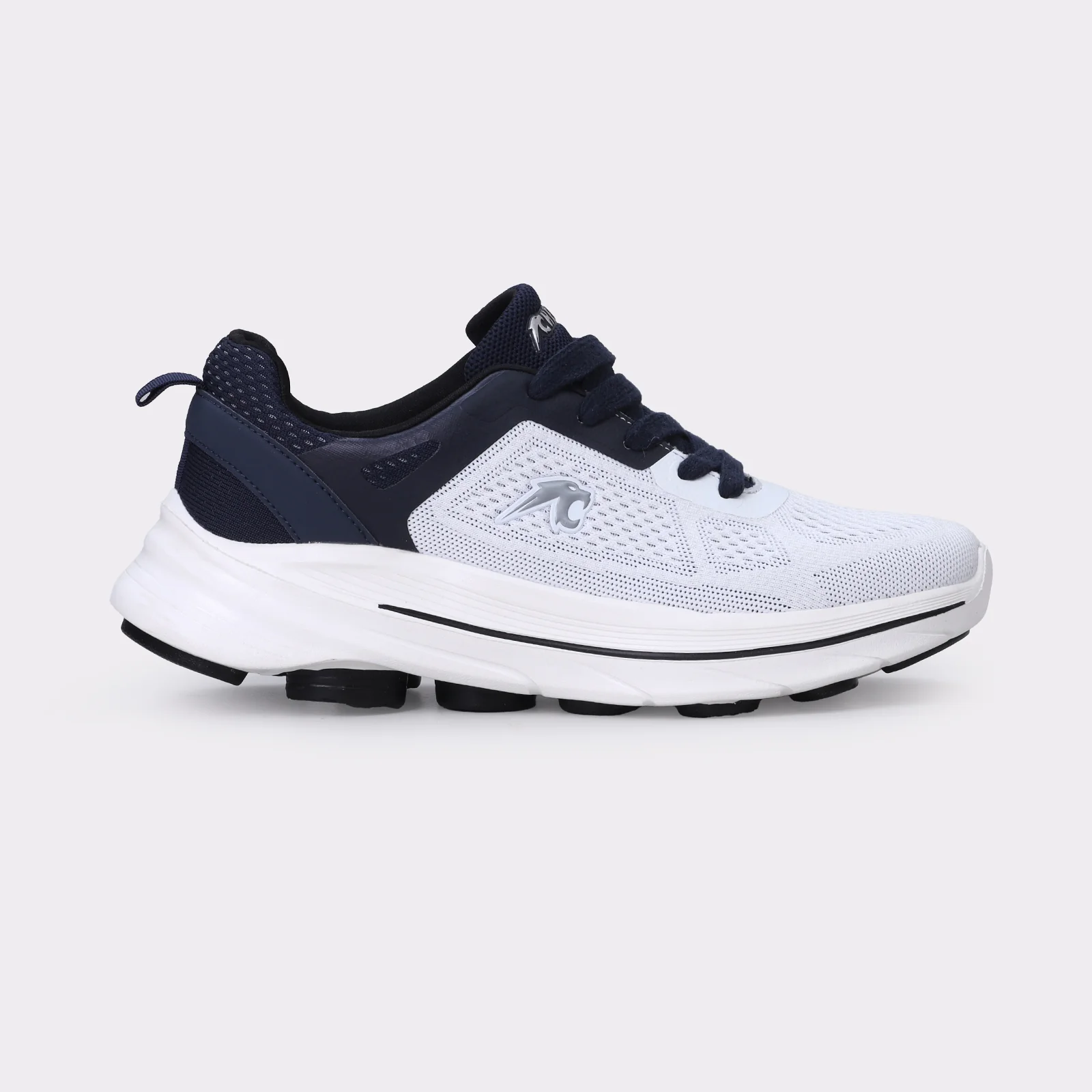 Men Everyday Sneakers - Image 3