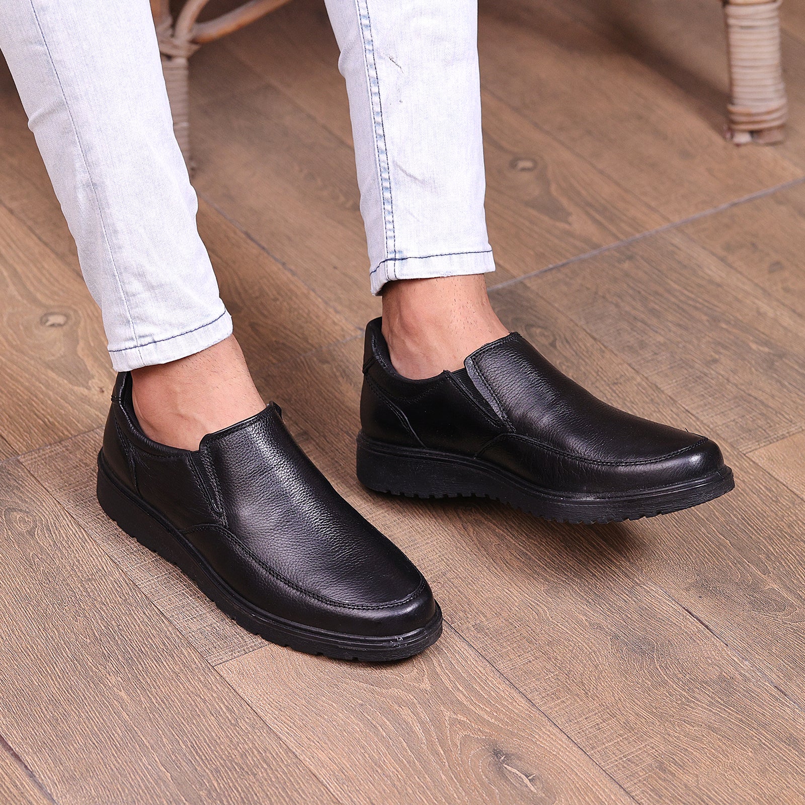 M-DC-0250001-Rugged Shoes - Image 3