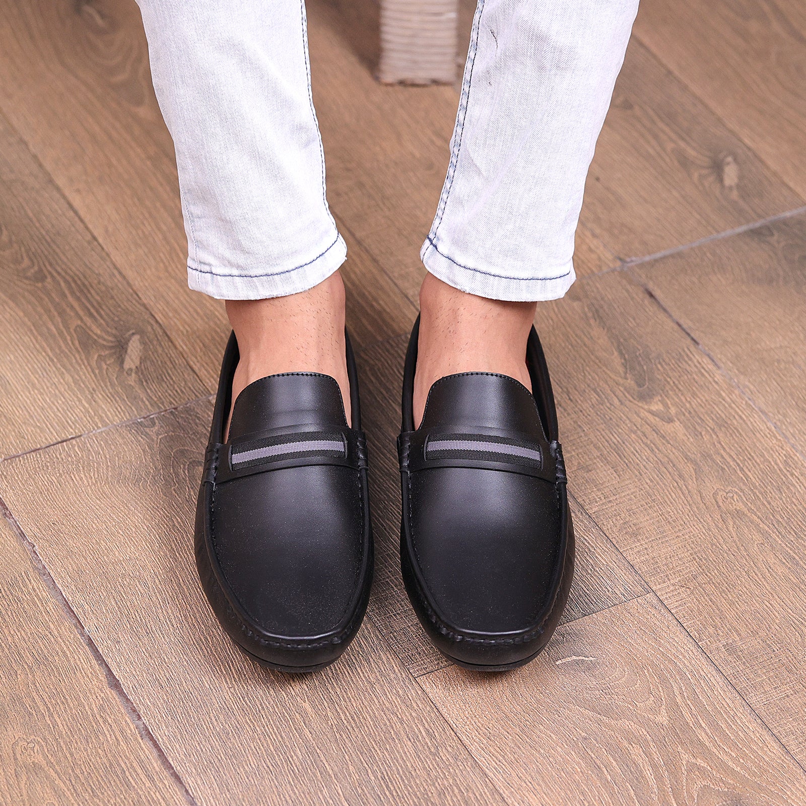 M-MV-0200465- Moccs - Image 6