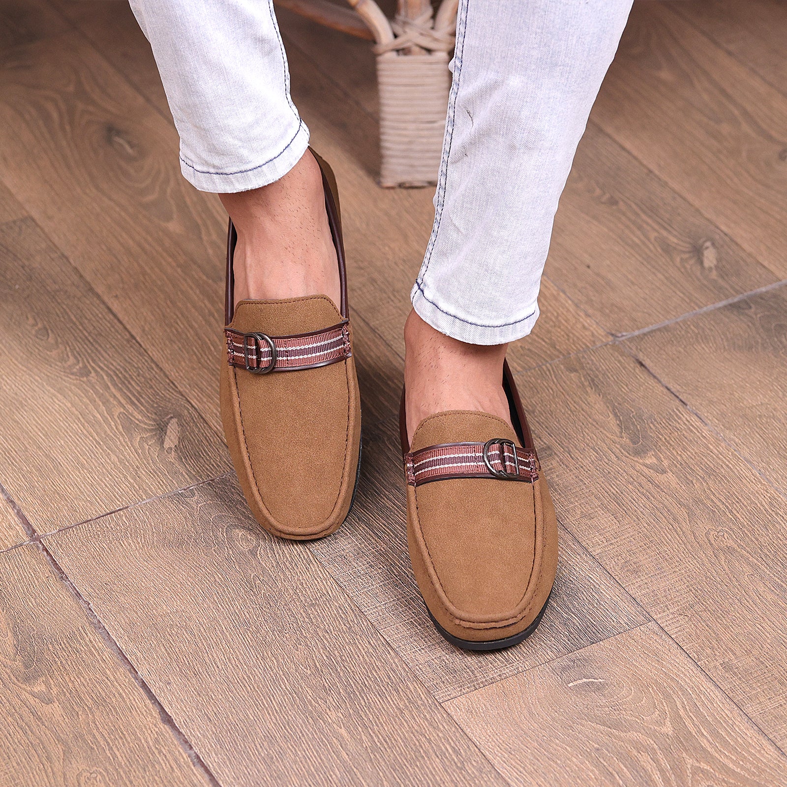 M-MV-0200494- Moccs - Image 2